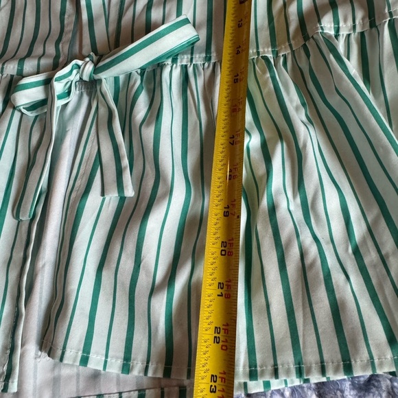 Green Striped Women's bow tie front  Top - Picture 6 of 8